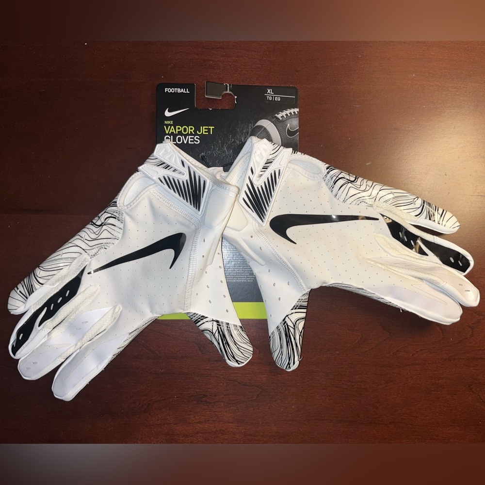 Nike Vapor Football Gloves - New